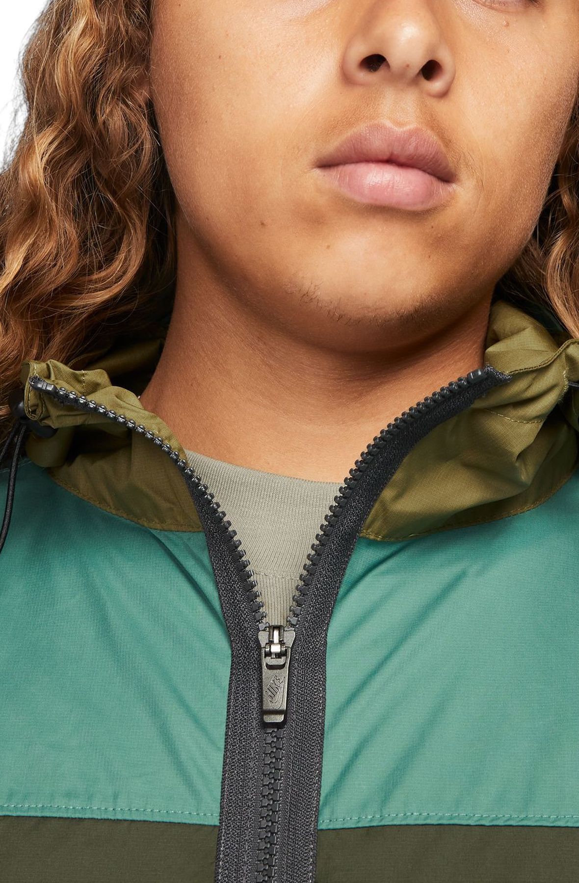 NIKE Sportswear Woven Sports Utility Jacket FB2192 325 - Shiekh