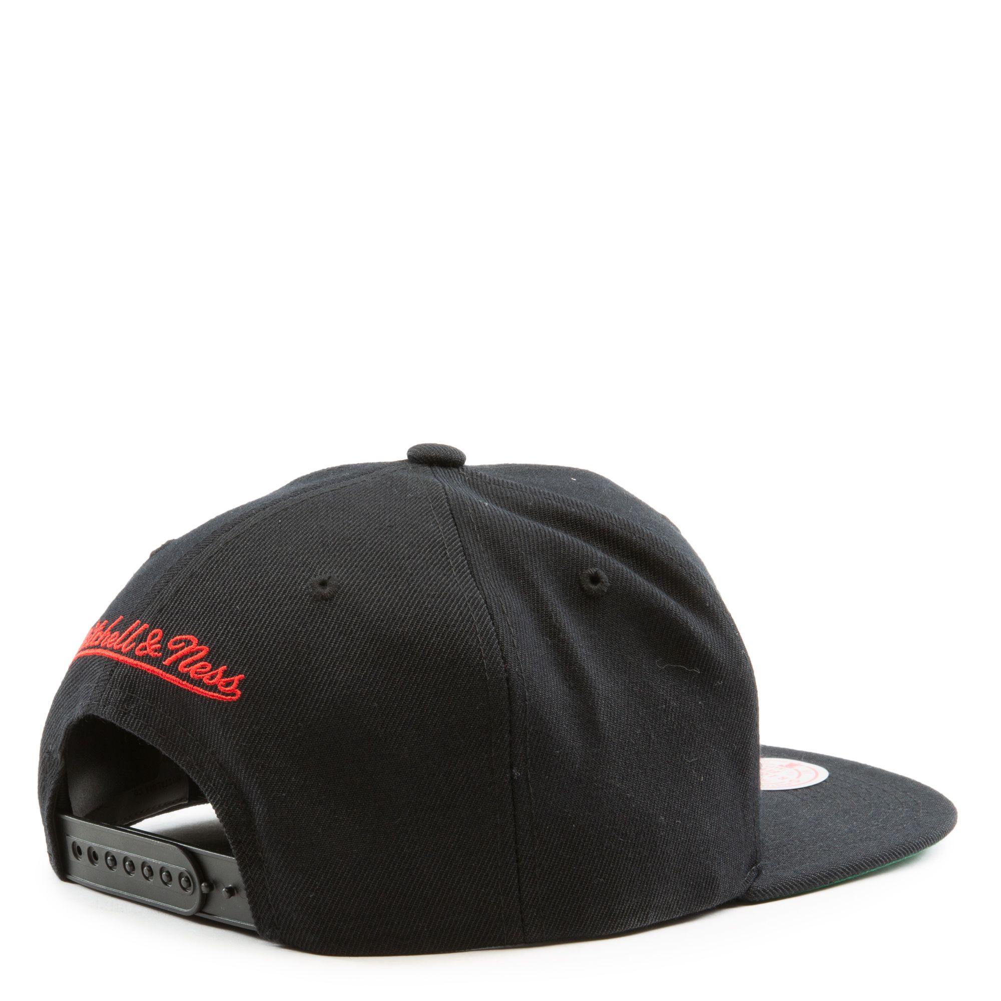 Mitchell and Ness Chicago Bulls 1991-92 Back to Back Champs Snapback Black