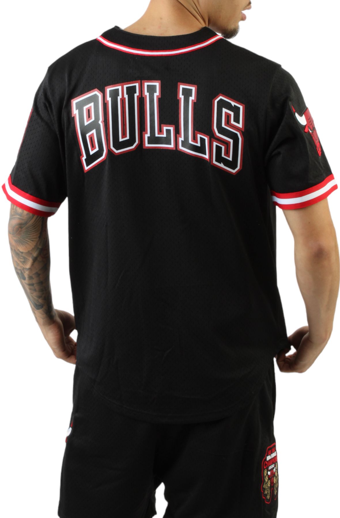 Exclusive Fitted Pro Standard V-Neck Chicago Bulls White Mesh Jersey S