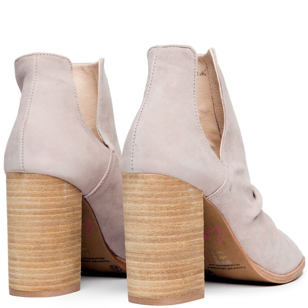 Chinese laundry sale lash booties