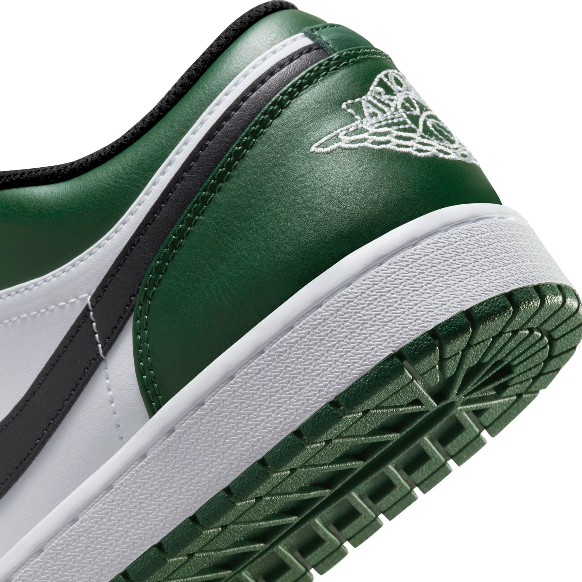 Nike Air Jordan 1 Retro Low Noble Green Toe 553558-371 Green Pollen White Black Air Jordan 1 Low “Green Toe” 553558-371 Noble Green/White  main image 3