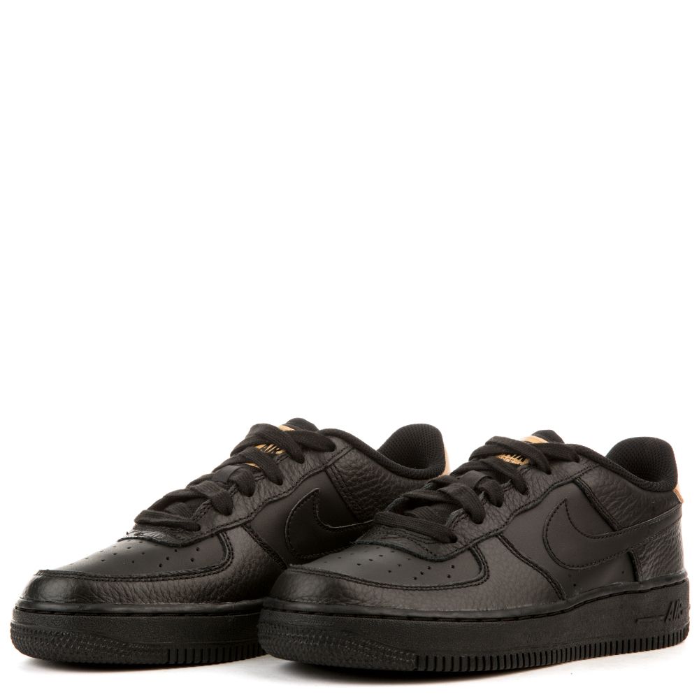 black nike air force lv8