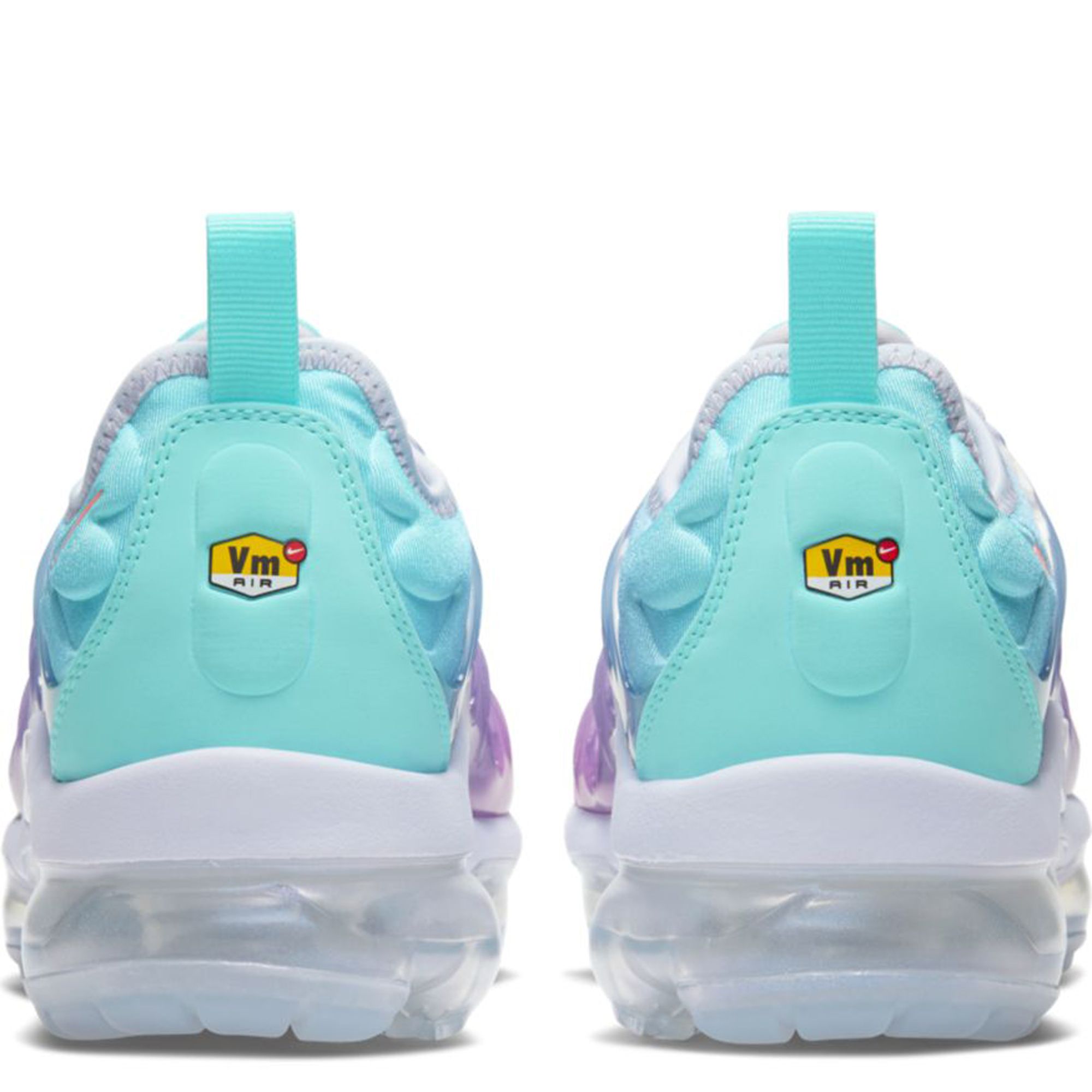 vapormax plus pink and green