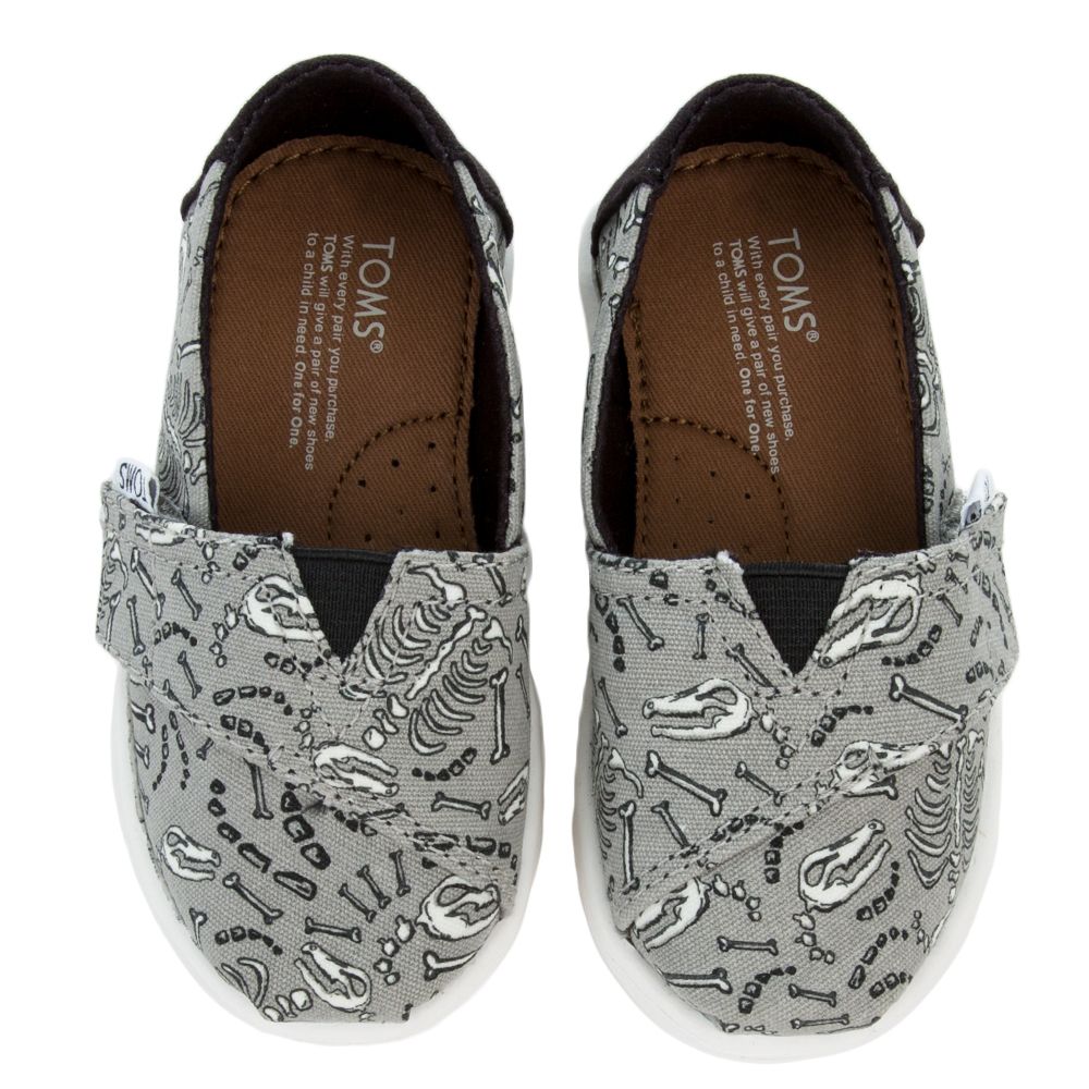 TOMS Alpargata Black Glow In The Dark Dinosaur Sketches Print Mens 10.5 Shoes TOMS Classic Dinosaur Bones Glow in the Dark Flats 10010705  main image 2