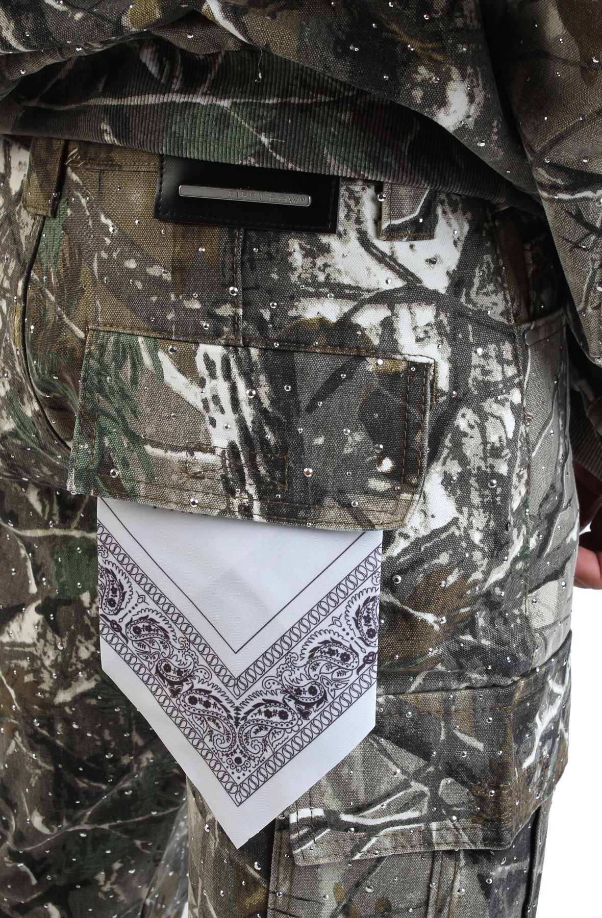 FIRST ROW Rhinestone Cargo FRP3130-CAMO - Shiekh
