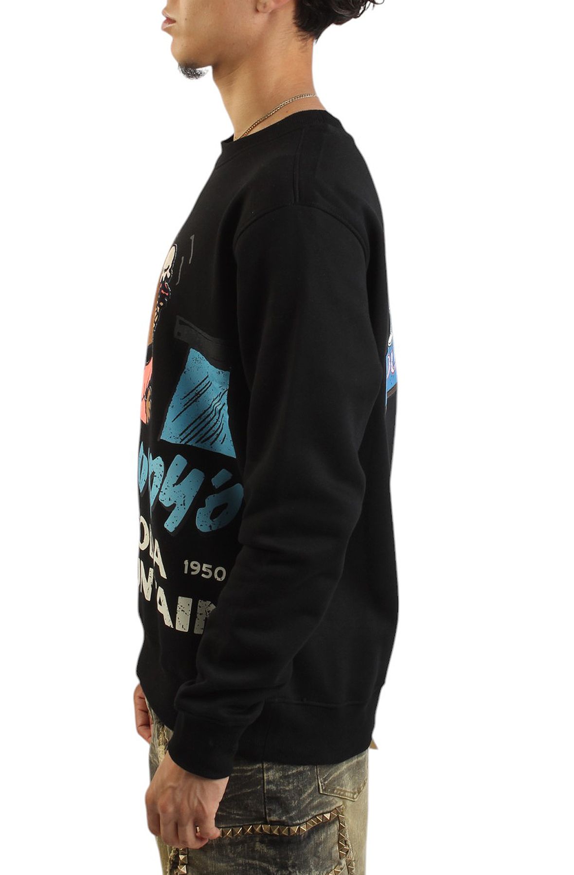 MAXIMA Snoopy Soda Fountain Crewneck PN50347-BLK - Shiekh