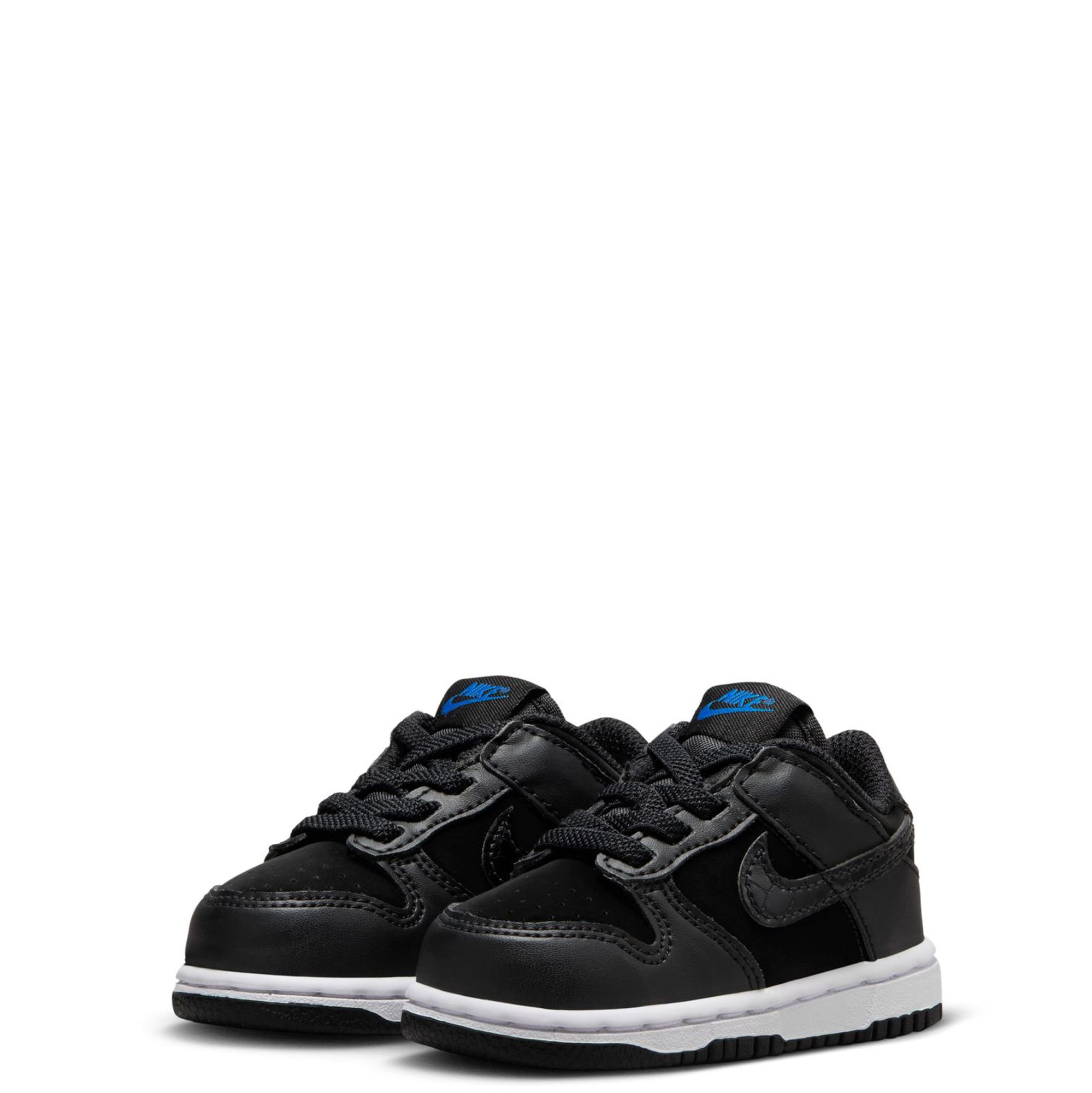 nike dunk low with velcro strap