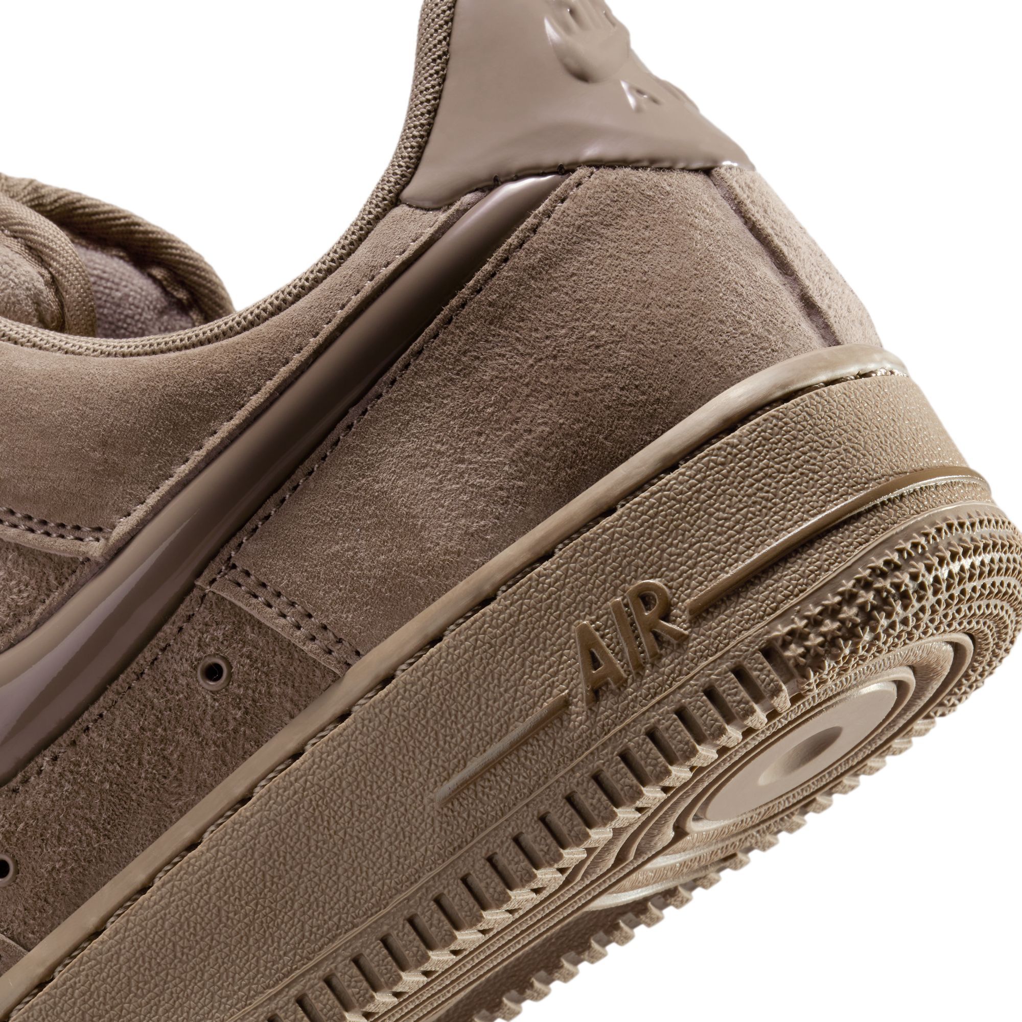 NIKE Air Force 1 '07 HV4406 200 - Shiekh