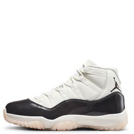 whatapp8613636943557 on X:  Air Jordan 11 LV x  Supreme Gym Red Black White  / X