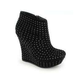 Studded Platform Dress Shoe 011 Black Black