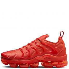 red vapormax plus grade school