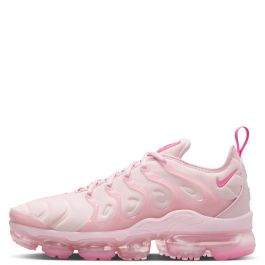 black vapormax pink