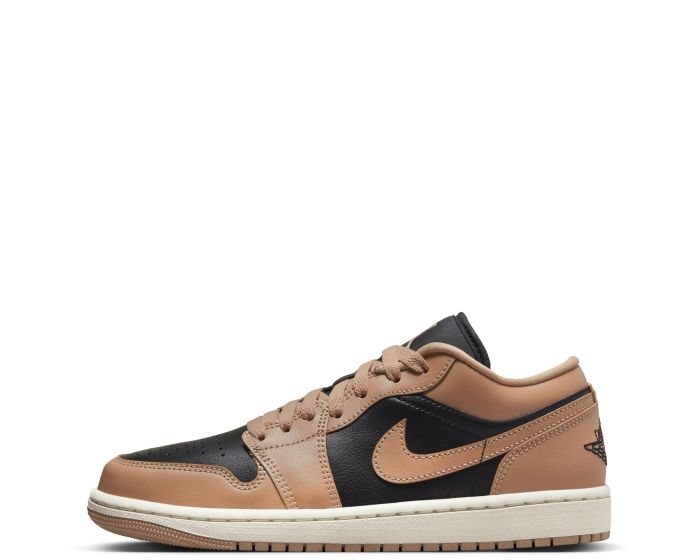 womens size 7 air jordan 1
