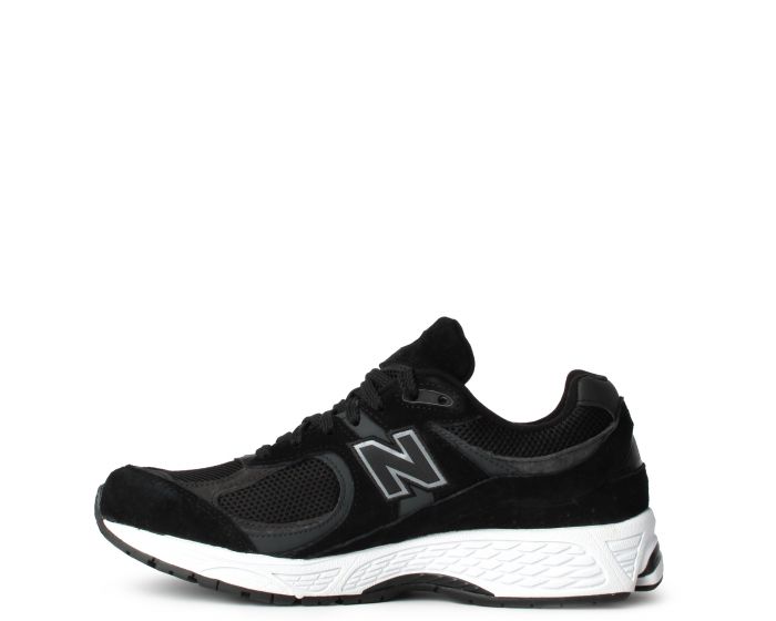 NEW BALANCE 2002R M2002RBK - Shiekh