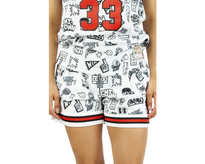 mitchell and ness black bulls shorts