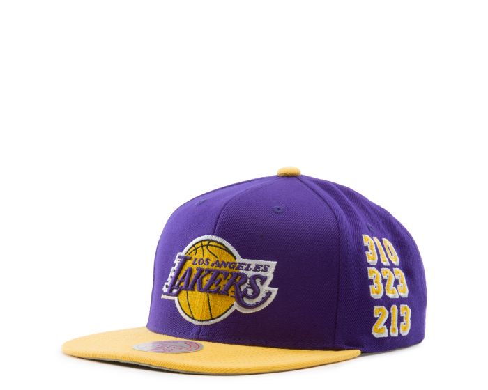 MITCHELL AND NESS Los Angeles Lakers Snapback Hat 6HSSDX20095-LALPRGD ...