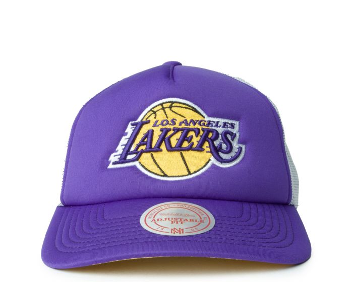 Mitchell and Ness NBA OFF THE BACKBOARD LAKERS TRUCKER HAT  6HSSLD21164-LALPRWH - Shiekh
