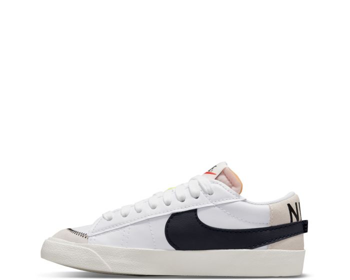 nike blazer lbj