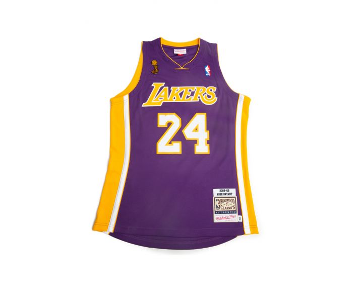 Los Angeles Lakers Kobe Bryant #8 Mitchell & Ness 96-97 Authentic Roya –  THE 4TH QUARTER