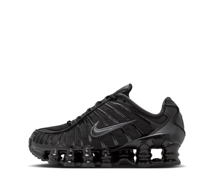 NIKE SHOX ブラックスニーカー　26.0 9758f58f3cc29ab5c52294d34a57b3