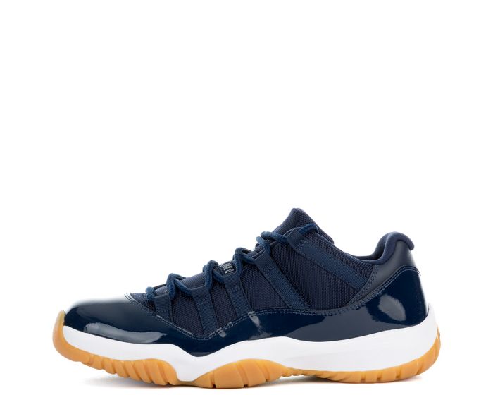 Jordan 11 low midnight navy top