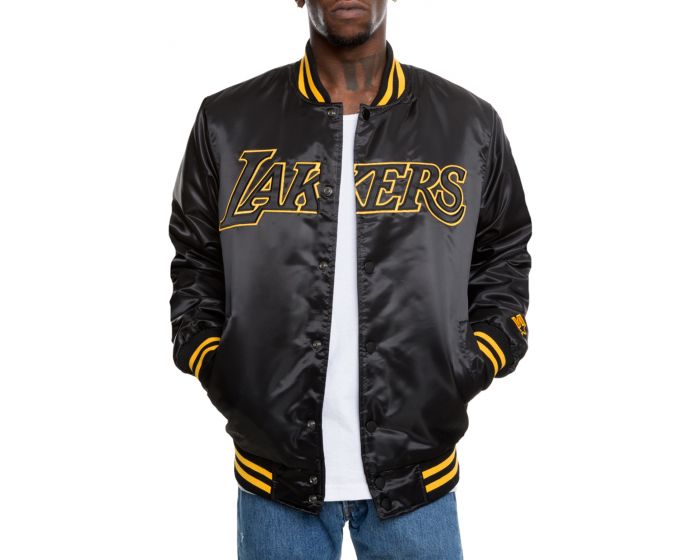 Lakers jacket shop now #joyclothing @🧿Dhikii chinjum🧿 #streetwear