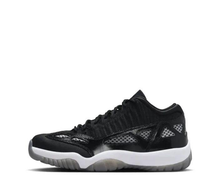 2001 jordan 11 low