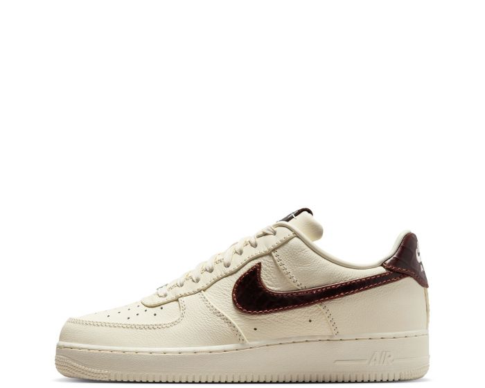 NIKE AIR FORCE 1 '07 ナイキ エアフォース1 IH7332 001 NIKE Air Force 1 '07 IH7332 001 - Shiekh