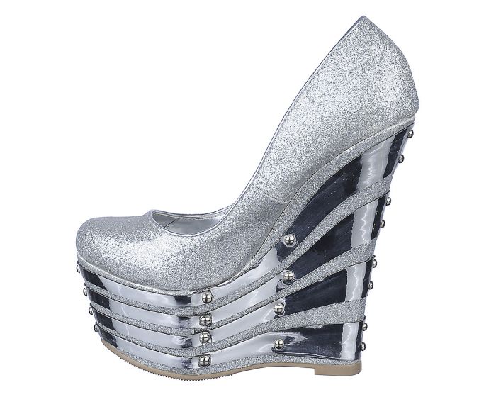 cross country spikes with support