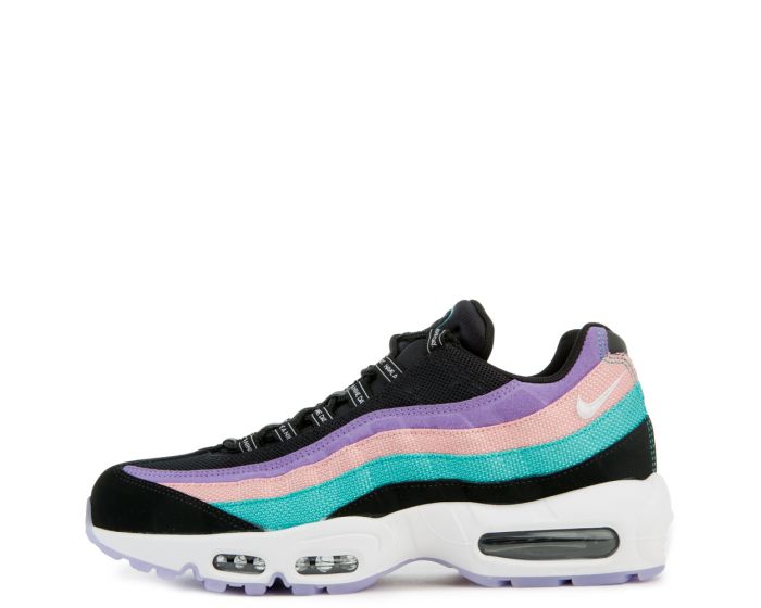 air max 95 hyper jade on feet