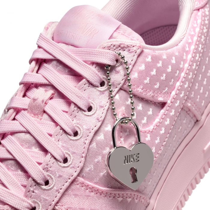 Air Force 1 '07 SE Valentine's Day Pink Foam Pink Foam