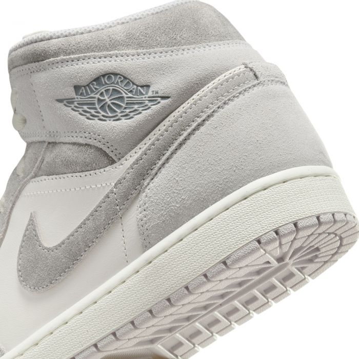 Air Jordan 1 Mid SE Neutral Grey/Smoke Grey-Sail