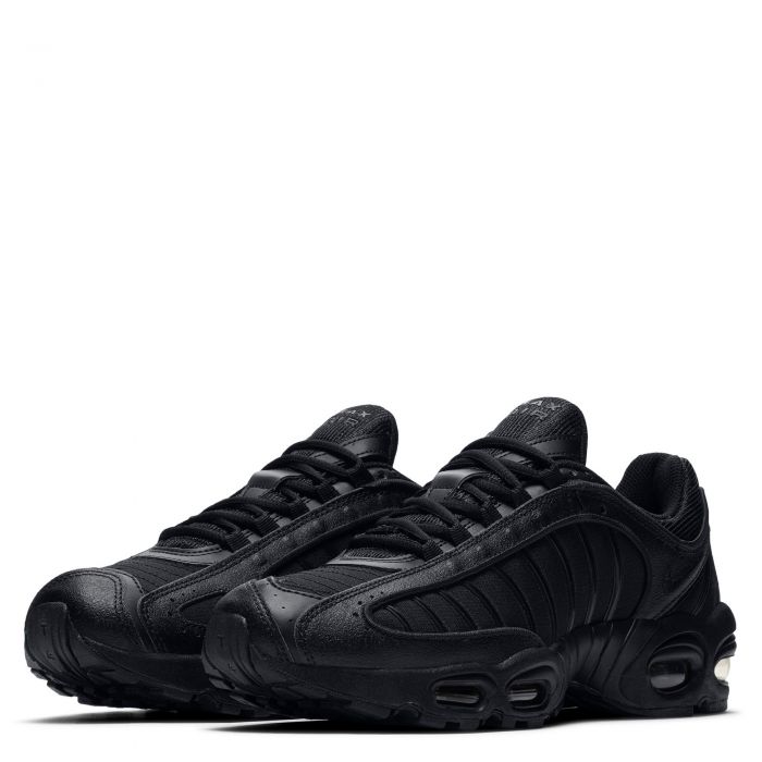 Air Max Tailwind IV Black