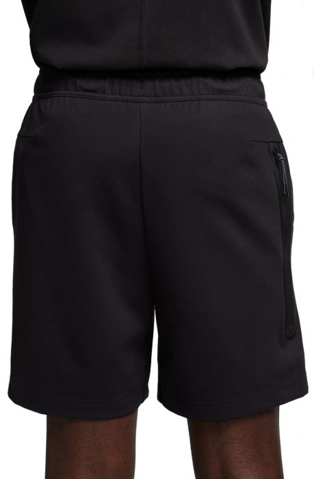 NIKE Sportswear Tech Fleece Lightweight Shorts DX0828 010 - Shiekh