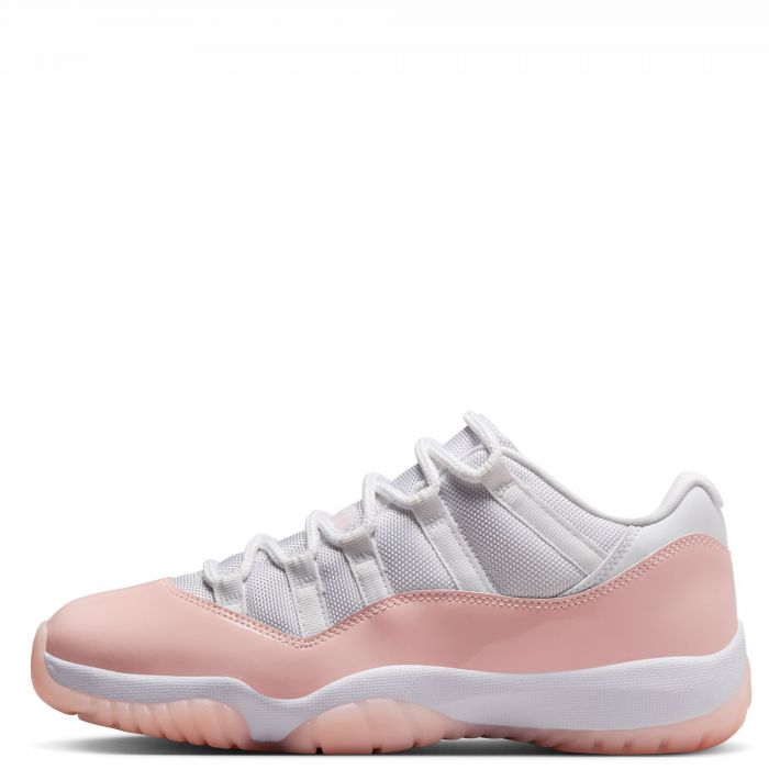 Womens shops jordan 11 pink