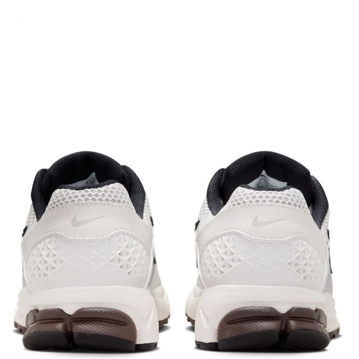 Zoom Vomero 5 Phantom/Mtlc Platinum-Lt Iron Ore