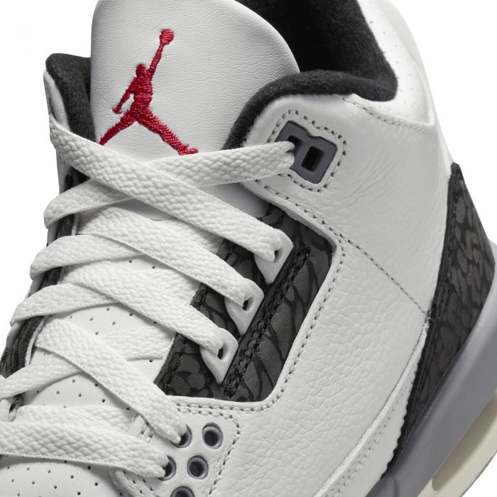 Grade School Air Jordan 3 Retro Cement Grey Summit White/Fire Red-Cement Grey-Black