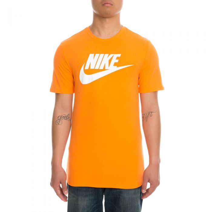 M NSW TEE ULTRA RAW HEM BRIGHT MANDARIN/WHITE