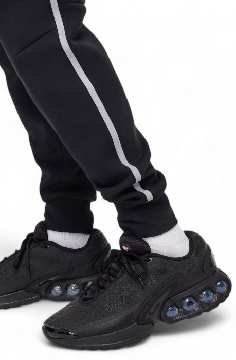 Nike Tech Men's Reflective Details Fleece Joggers Black/Bemis Silver