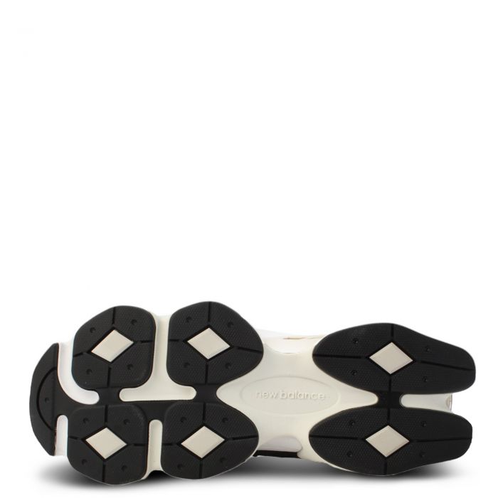 9060 Black/Phantom/ Magnet/Silver Metalic