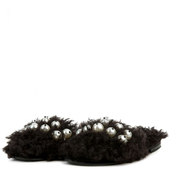 Cape Robbin Evelyn-7 Women's Black Fury Sandal BLACK