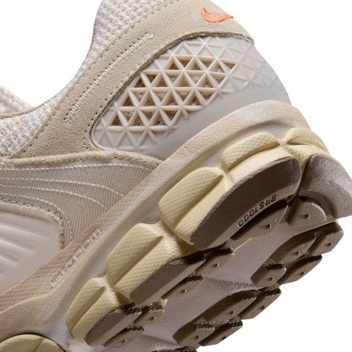 Zoom Vomero 5 Lt Orewood Brn/Khaki-Pale Ivory