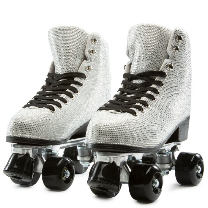 Archie-15 Lace-Up Roller Skates