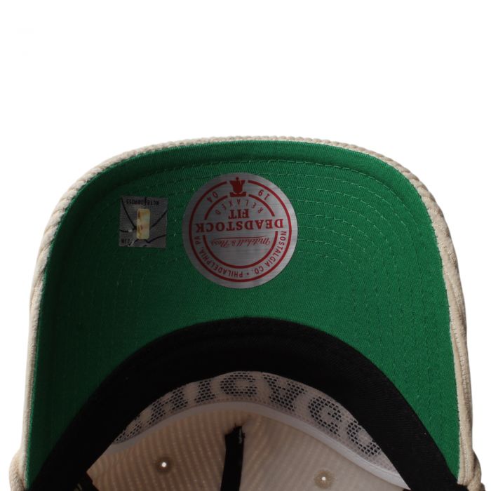 NBA Corduroy Deadstock Fit Chicago Bulls Snapback  off-white