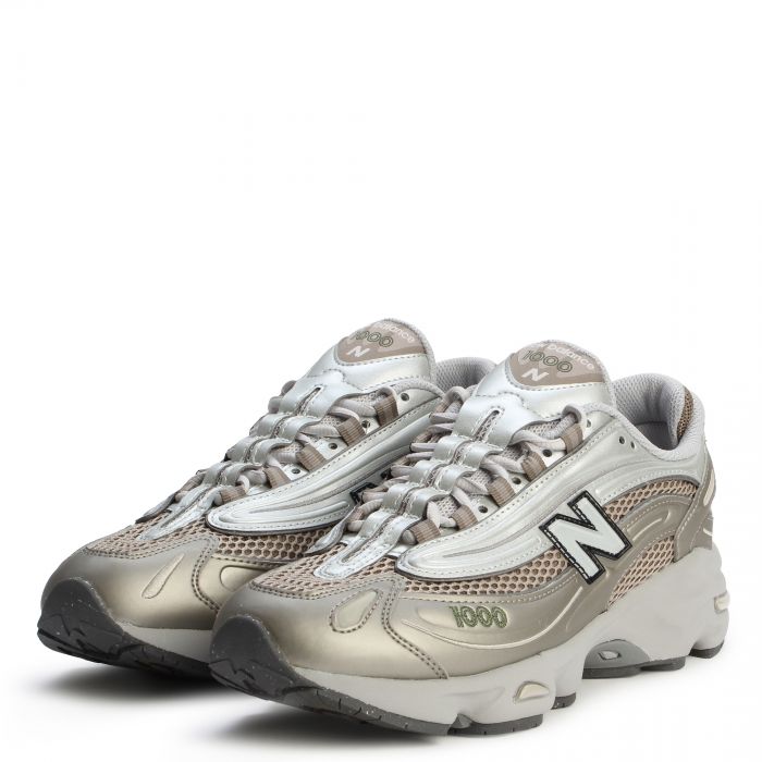 M1000 Arid Stone/Light Silver Metallic