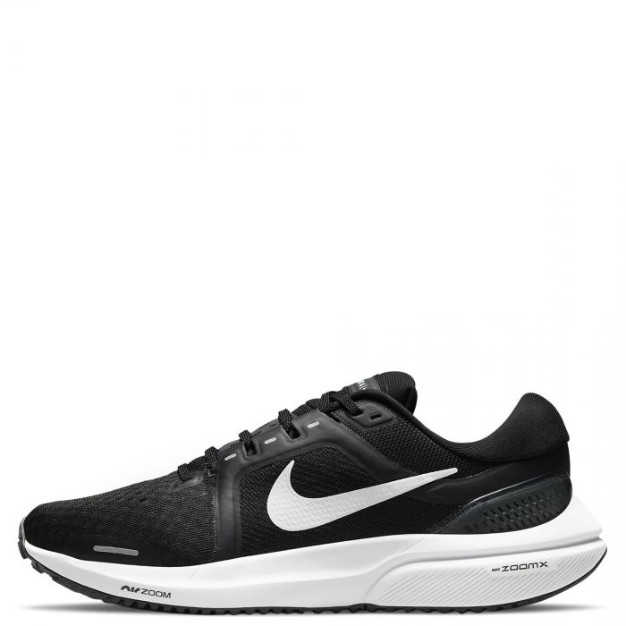 Vomero 16 Black/White