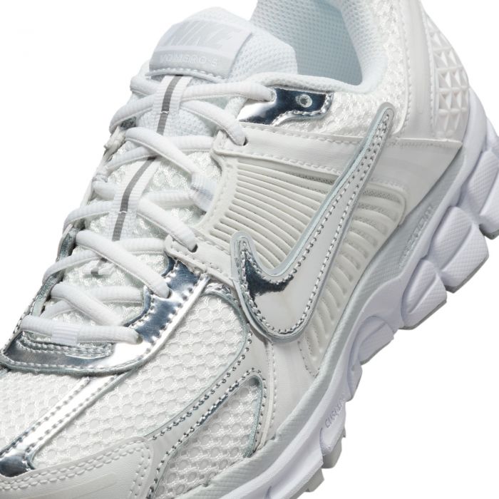 Women's Nike Zoom Vomero 5 White/Metallic Silver-Summit White