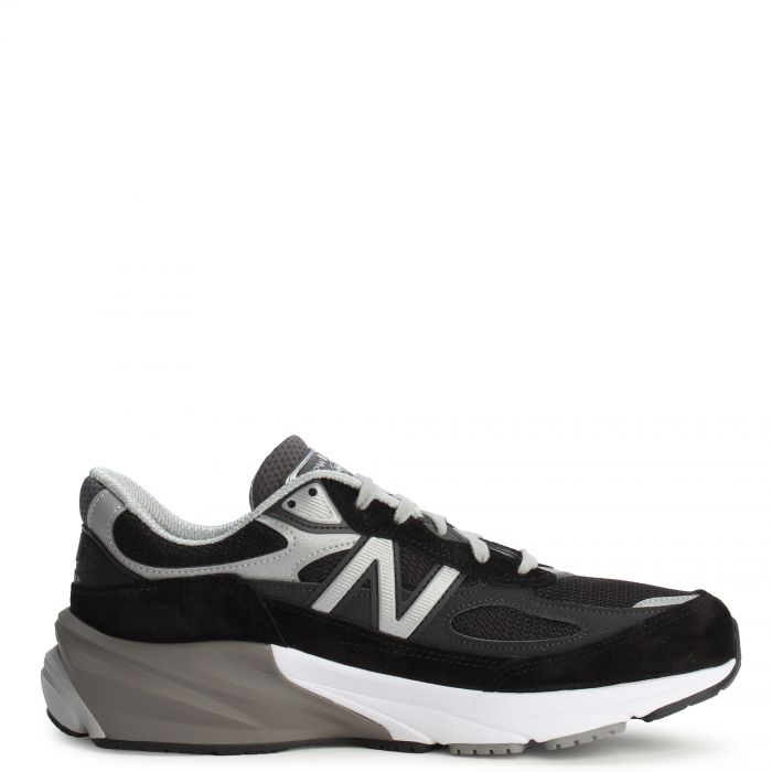990v6 Black With White