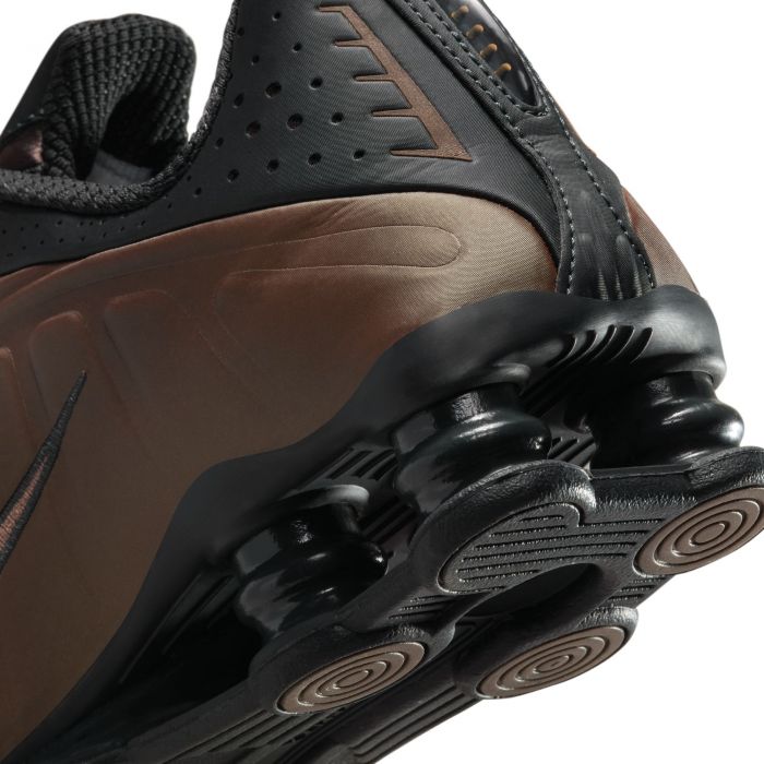 Women's Shox R4 OFF NOIR/OFF NOIR-IRONSTONE