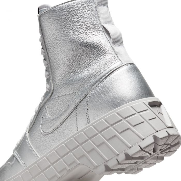 Air Jordan 1 Brooklyn Boots Metallic Silver/Neutral Grey